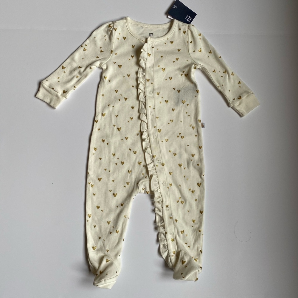 NWT Baby Gap 6-9 mo Gold Hearts Snap Onesie/Footie